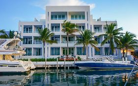 Zenza Boutique Hotel